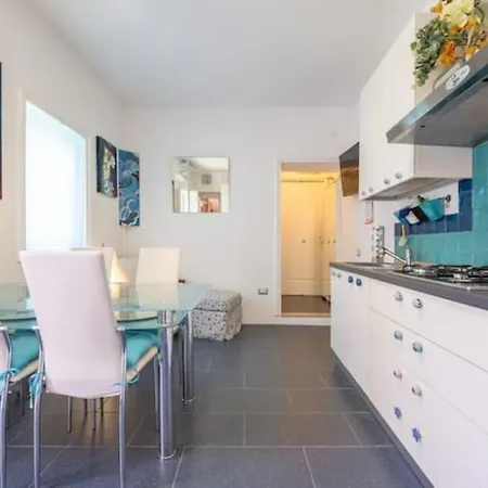 Casa Nora, 200m Dal Mare Калазетта