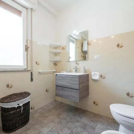 Casa Nora, 200m Dal Mare Калазетта