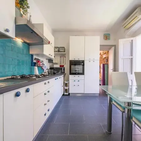 Casa Nora, 200m Dal Mare Апартаменты